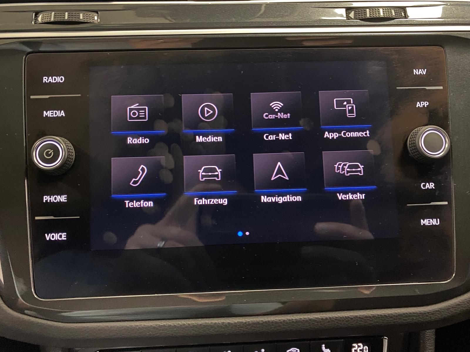 Fahrzeugabbildung Volkswagen Tiguan 2.0 TDI +AHK+APP+ALLWETTER+KLIMA+ACC