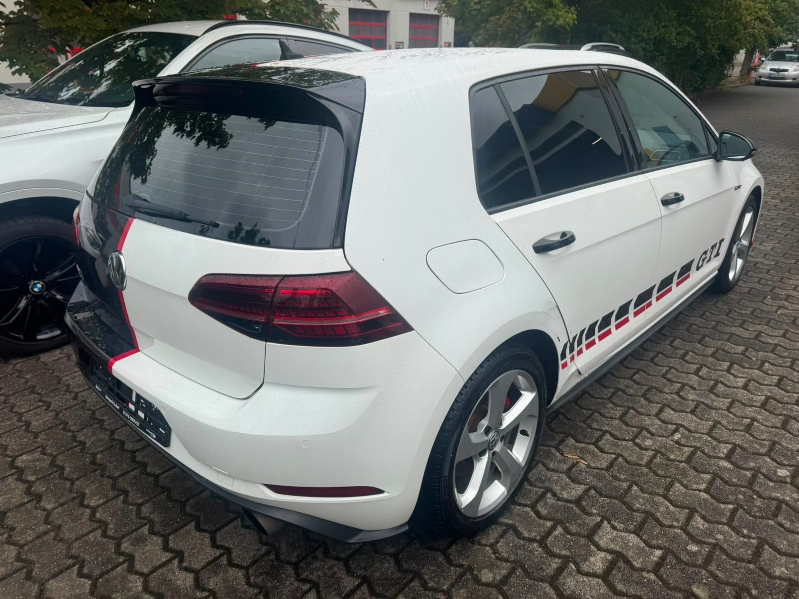 Fahrzeugabbildung Volkswagen Golf VII Lim. GTI BMT/Start-Stopp