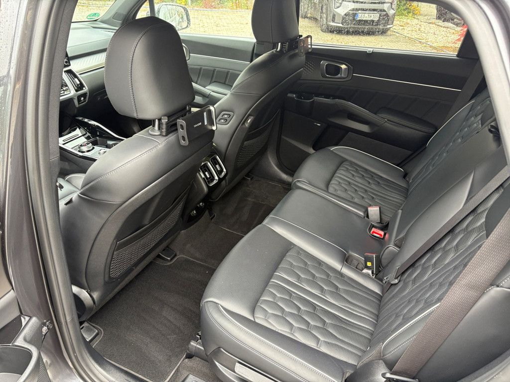 Fahrzeugabbildung Kia Sorento 1.6 T-GDI Plug-In Hybrid Platinum 4WD EU