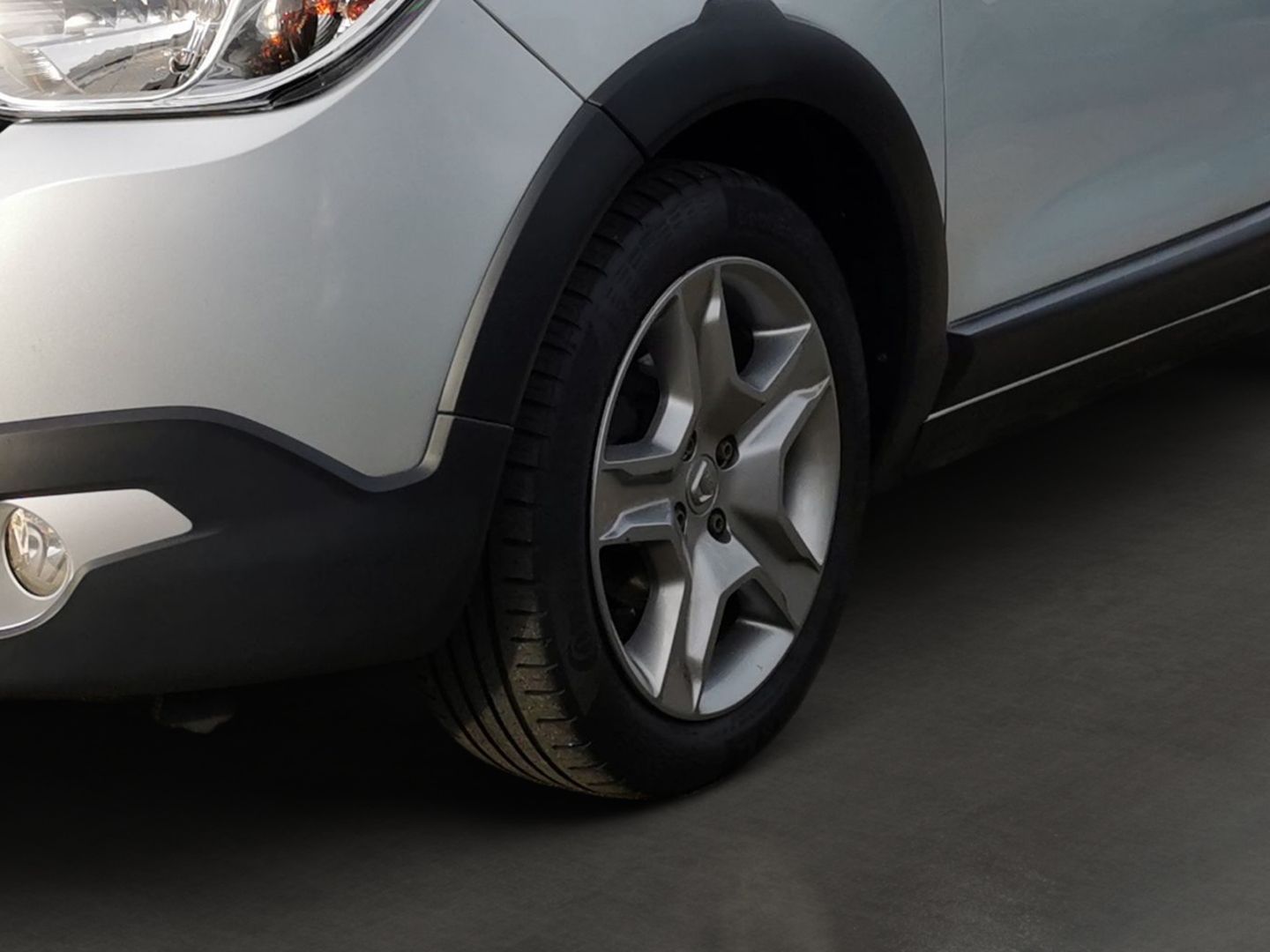 Fahrzeugabbildung Dacia Lodgy Stepway 1.6 SCe100 Navi SHZ Kamera 7-Sitze