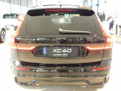 Fahrzeugabbildung Volvo XC60 Plug-In-Hybrid T8 AWD Plug-in Hybrid Plus B