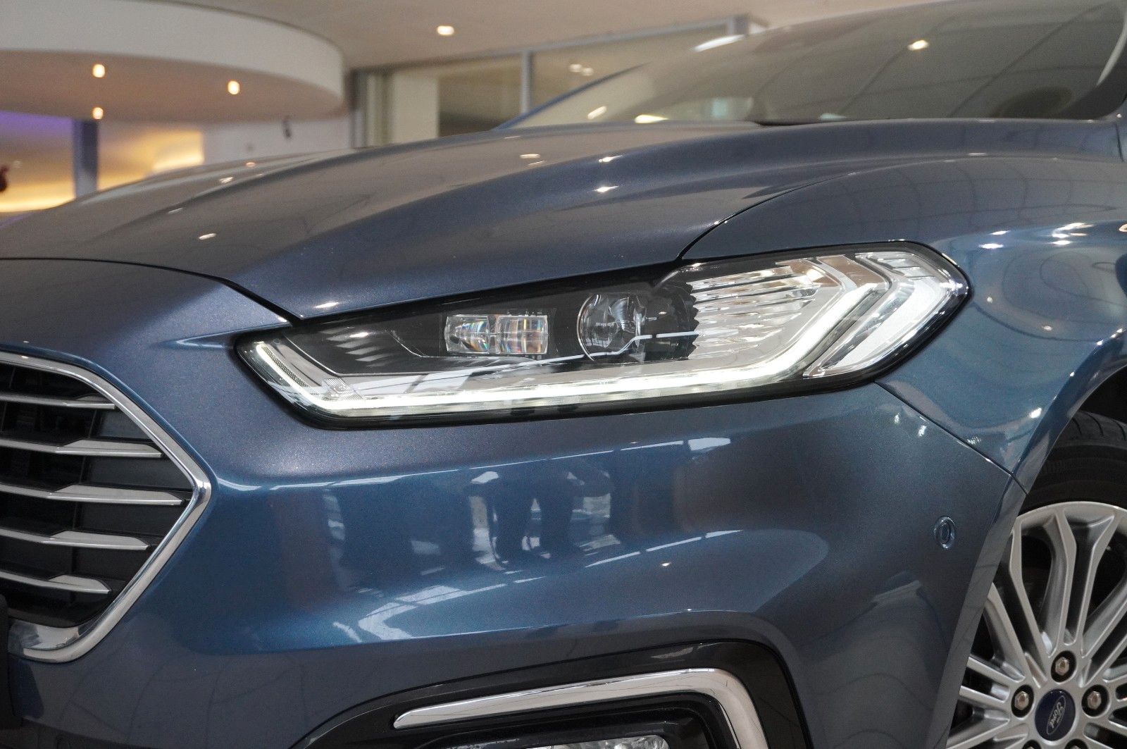 Fahrzeugabbildung Ford Mondeo Turnier 2.0 TITANIUM NAVI/LED/KAMERA/DAB+