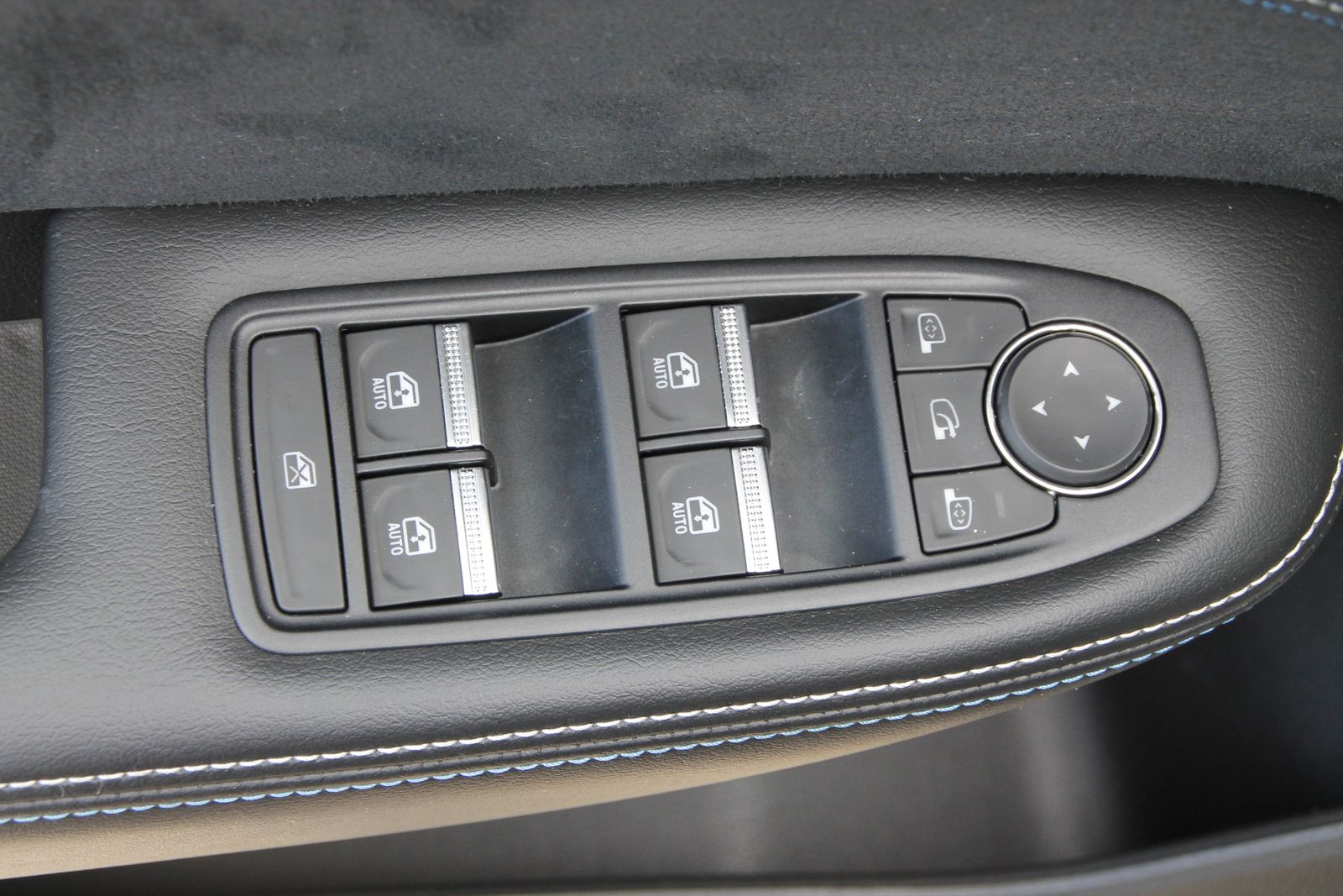 Fahrzeugabbildung Renault Arkana ESPRIT ALPINE Full Hybrid 145
