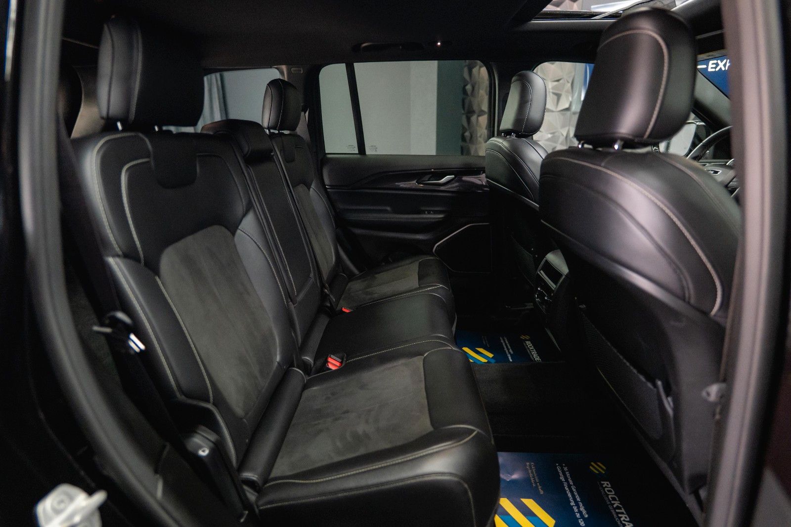 Fahrzeugabbildung Jeep Grand Cherokee 3.6 4x4 Altitude *ACC*Pano*LED*