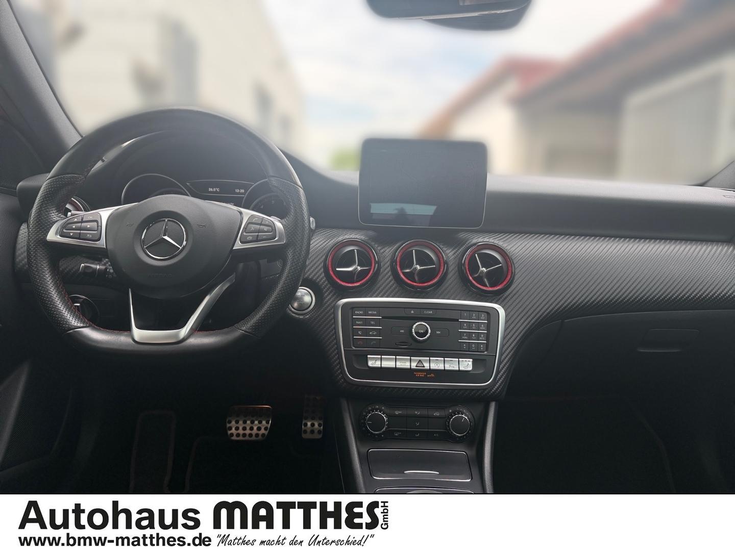 Mercedes-Benz A 250 Sport 4MATIC LED RFK PDC Pano Sitzheizung