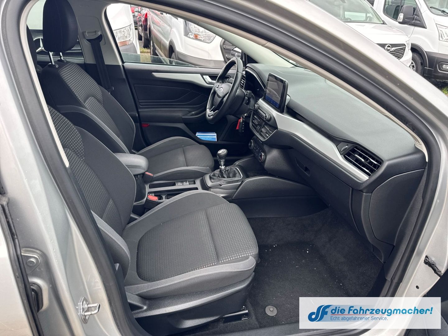 Fahrzeugabbildung Ford Focus Turnier 1.0 EcoBoost EU6d-T *EXPORT