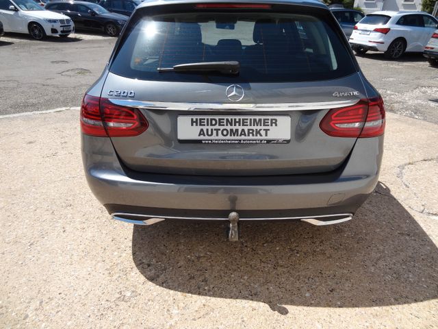 Fahrzeugabbildung Mercedes-Benz C 200 4Matic/2.Hd/Pano/AHK/Kam/Navi/77TKM/