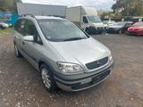 Opel Zafira 1.8 16V Edition 2000 - Opel Zafira aus 2000: Edition