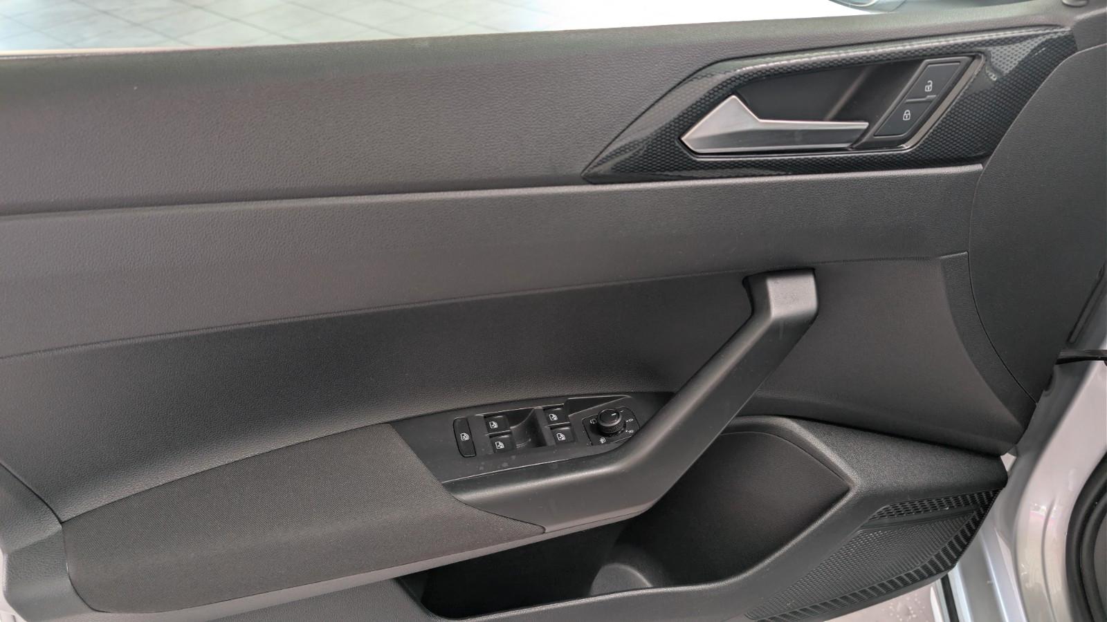 Volkswagen Taigo Life ACC Kamera CarPlay LED, миниатюра 23