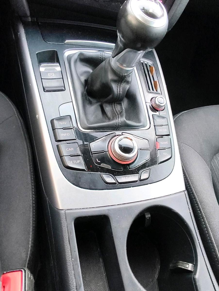 Audi A4 2014 — photo 11