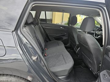Volkswagen Golf - 12