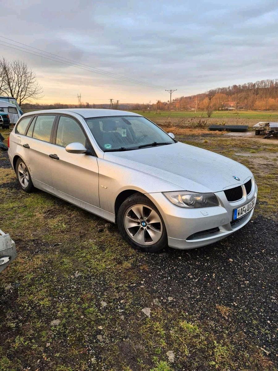 BMW 320 2006 — photo 7