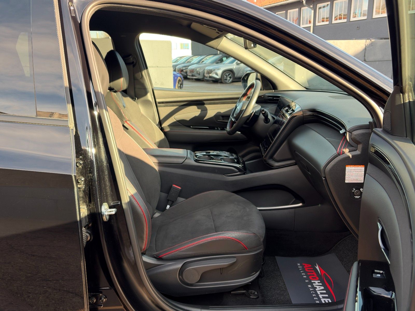 Fahrzeugabbildung Hyundai Tucson 1.6 GDI N-Line PHEV 4WD Kamera AHK ACC