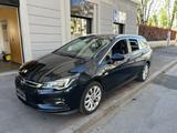 Opel Astra Sports Tourer 1.4 Turbo 110cv EcoM Dy - Opel Astra mit CNG-Antrieb