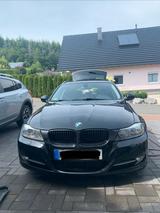 BMW E91 325d LCI Touring Kombi - BMW 320: D E91