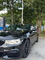BMW 530i X M-Paket