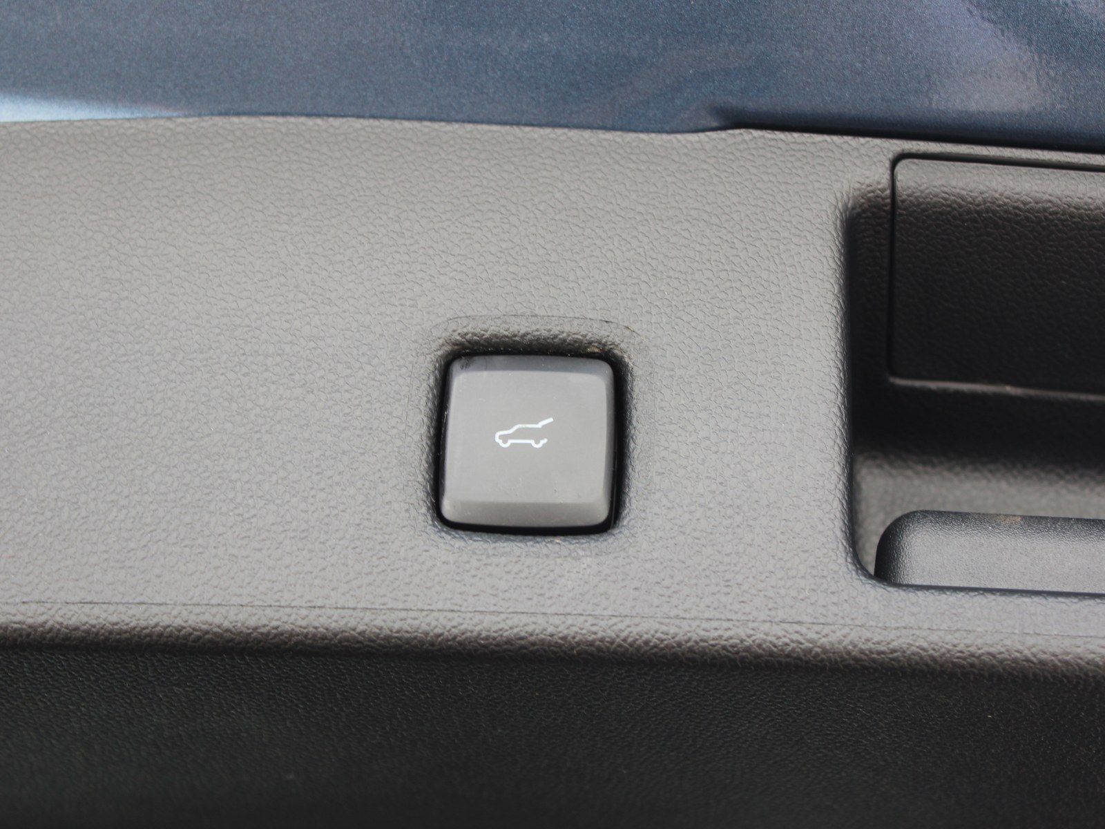 Fahrzeugabbildung Ford Kuga Hybrid Titanium 2,5 Duratec