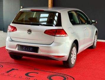 Volkswagen Golf - 5