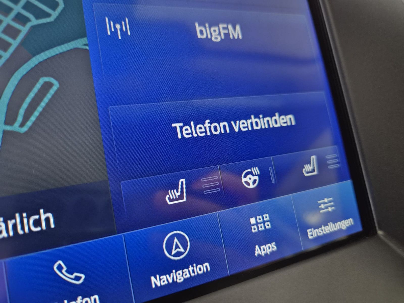 Fahrzeugabbildung Ford S-MAX Titanium / 1. HAND / NAVI / AHK /