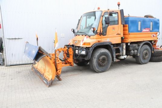 Otros Unimog U 400