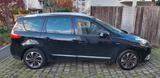 Renault Glas-SD+AHK Grand Scenic III Bose Ed. 2.0 dCi 16 - Renault Grand Scenic aus 2014