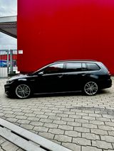Volkswagen Golf R FL 4-Motion LED+NAVI Variant TÜV Service  - Volkswagen Golf: Service
