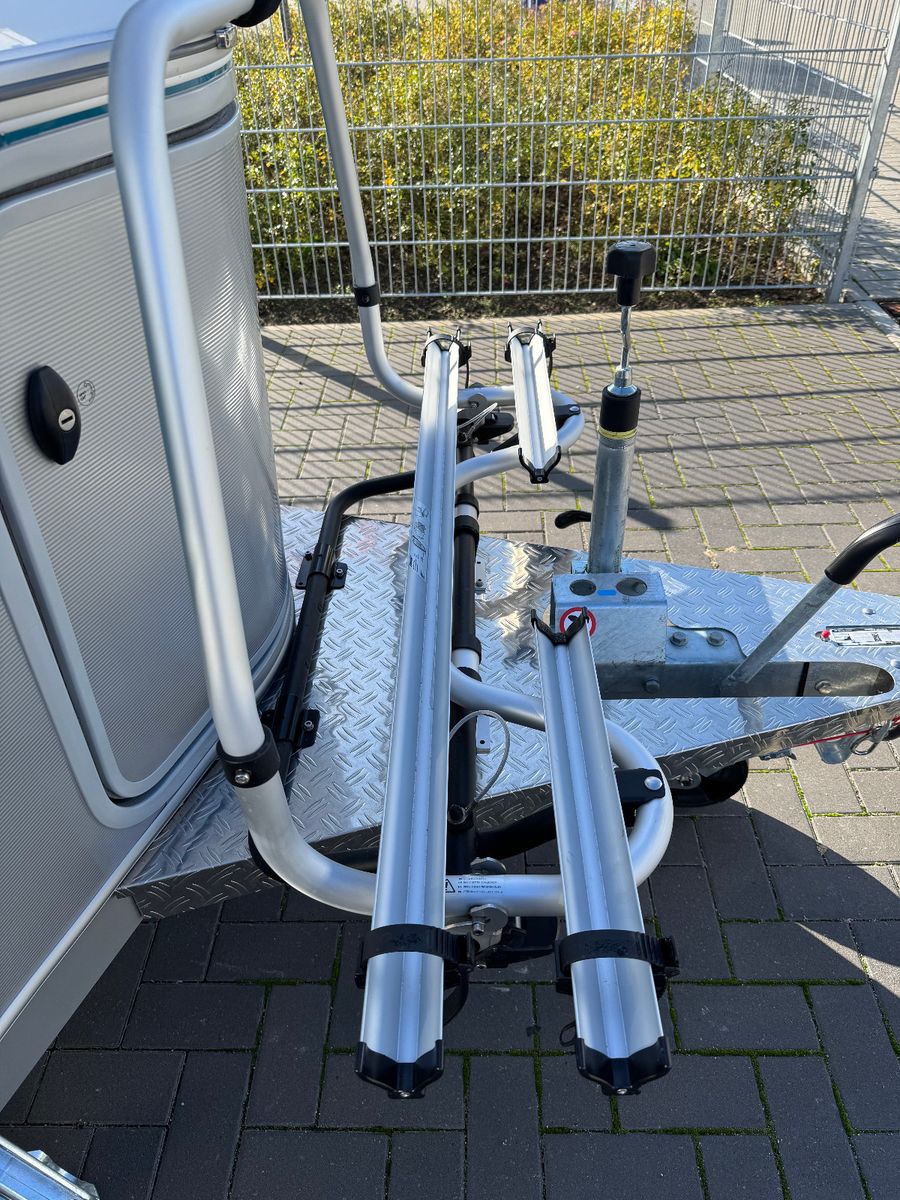 Fahrzeugabbildung HYMER / ERIBA / HYMERCAR Touring 542 - Harbour Blue