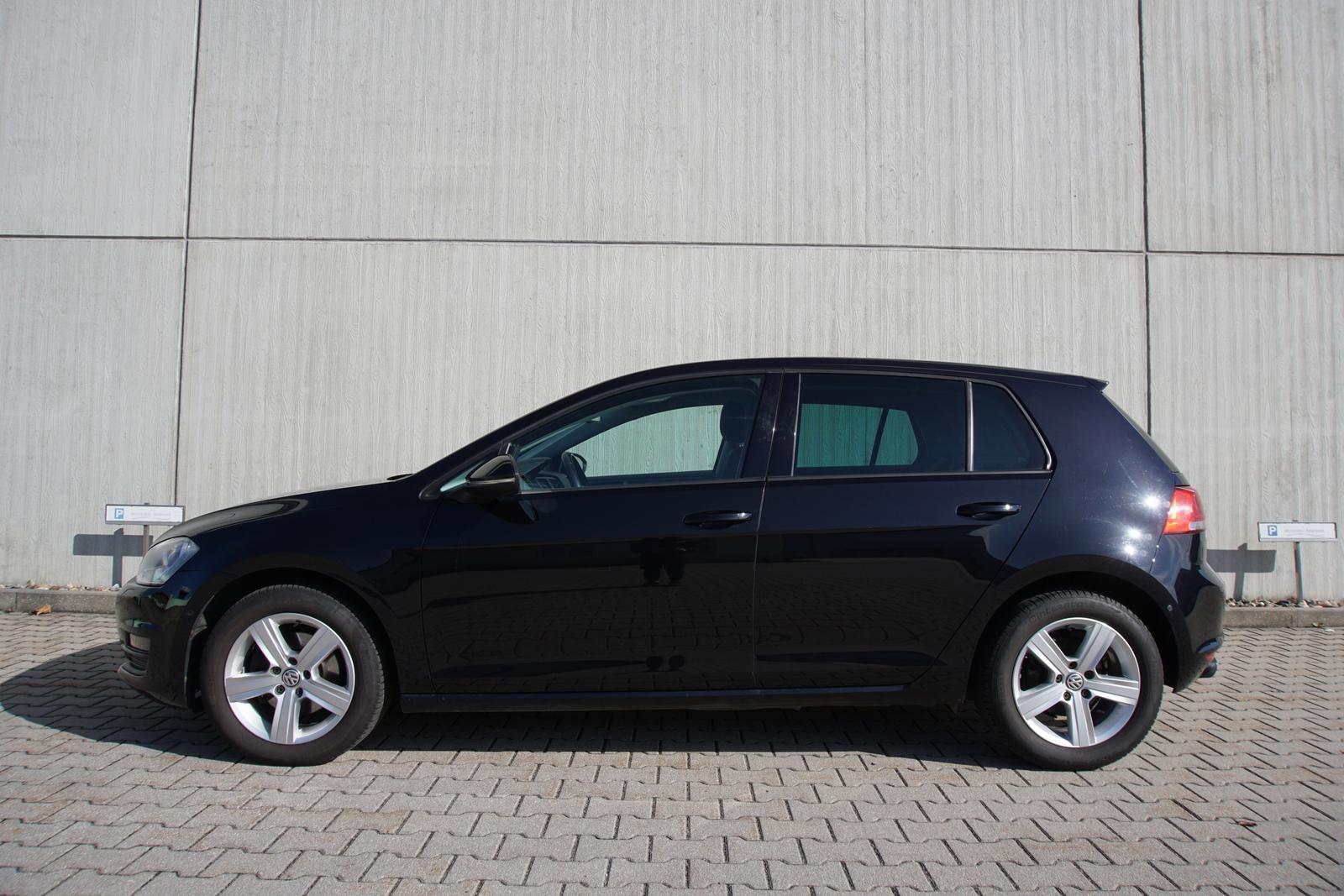 Volkswagen Golf 7 VII 1.2TSI ALU SHZ PDC Modelljahr 2014