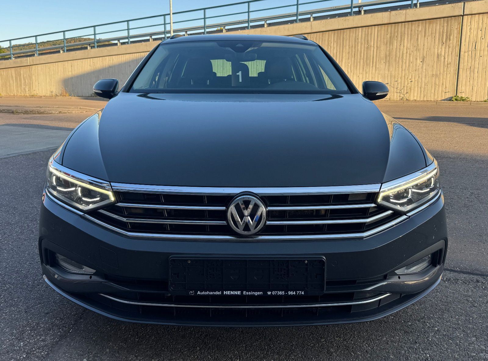 Volkswagen Passat Variant 2.0 TDI DSG Matrix Navi Cam AHK imagem 2