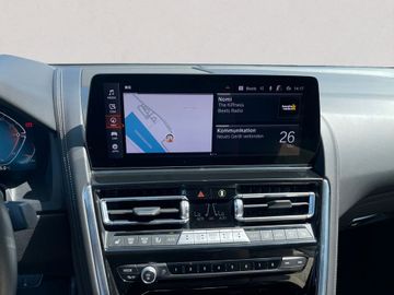 BMW 840 - 12