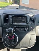 Volkswagen T5 California mit Aufstelldach und Küche - Volkswagen T5: Aufstelldach
