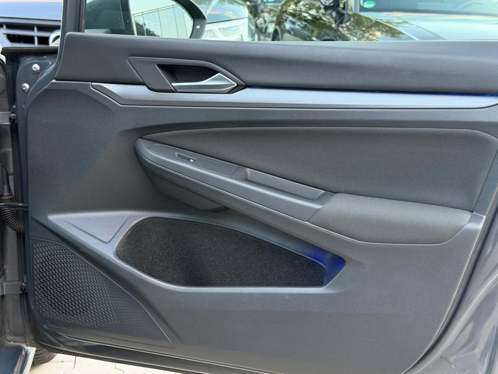 Volkswagen Golf VIII Lim. Active/LED/NAVI/Alu/Top Zustand., миниатюра 25