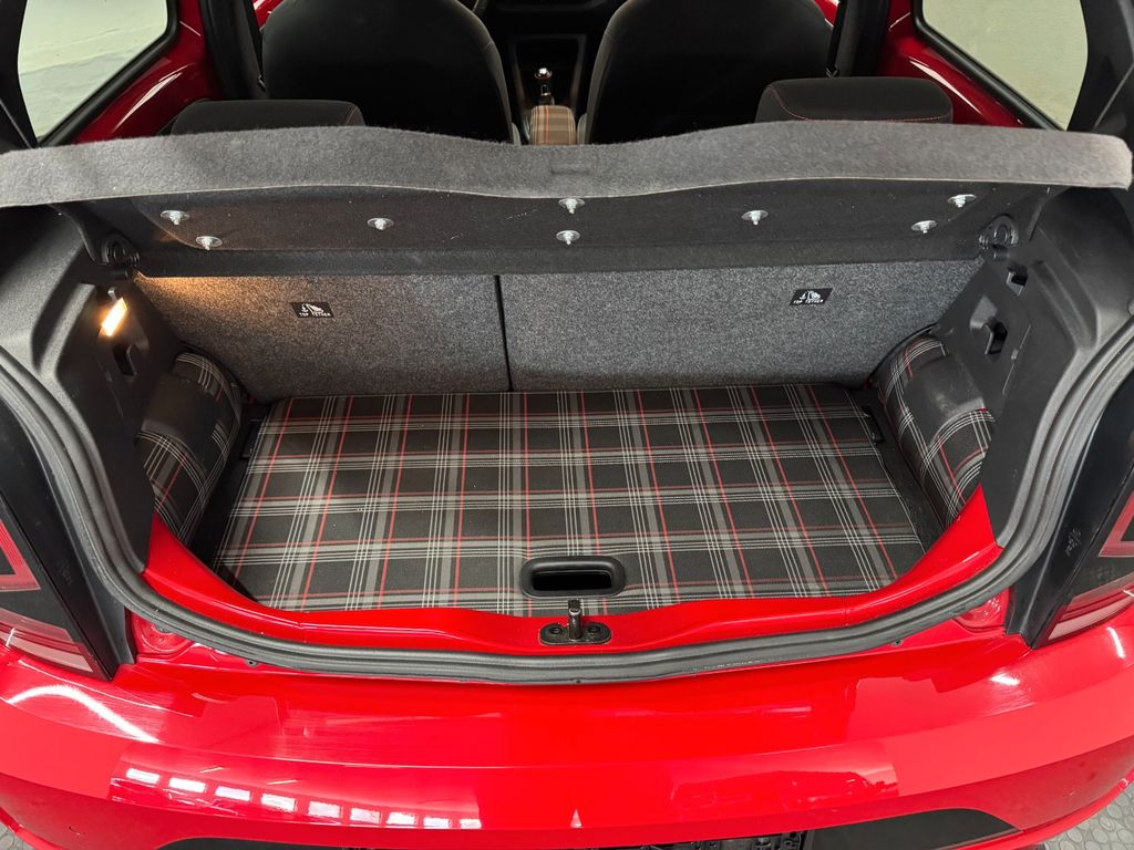 VW up! GTI*SHZ*BEATS*H&R GEWINDE*ABGASANLAGE*1. HD* VW up! GTI*SHZ*BEATS*H&R GEWINDE*ABGASANLAGE*1. HD*