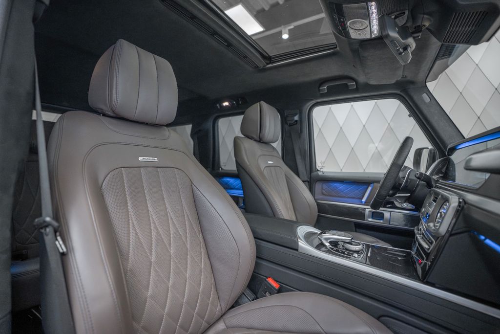 G 63 AMG 4×4² SAND / BEIGE WARRANTY - Bild 17