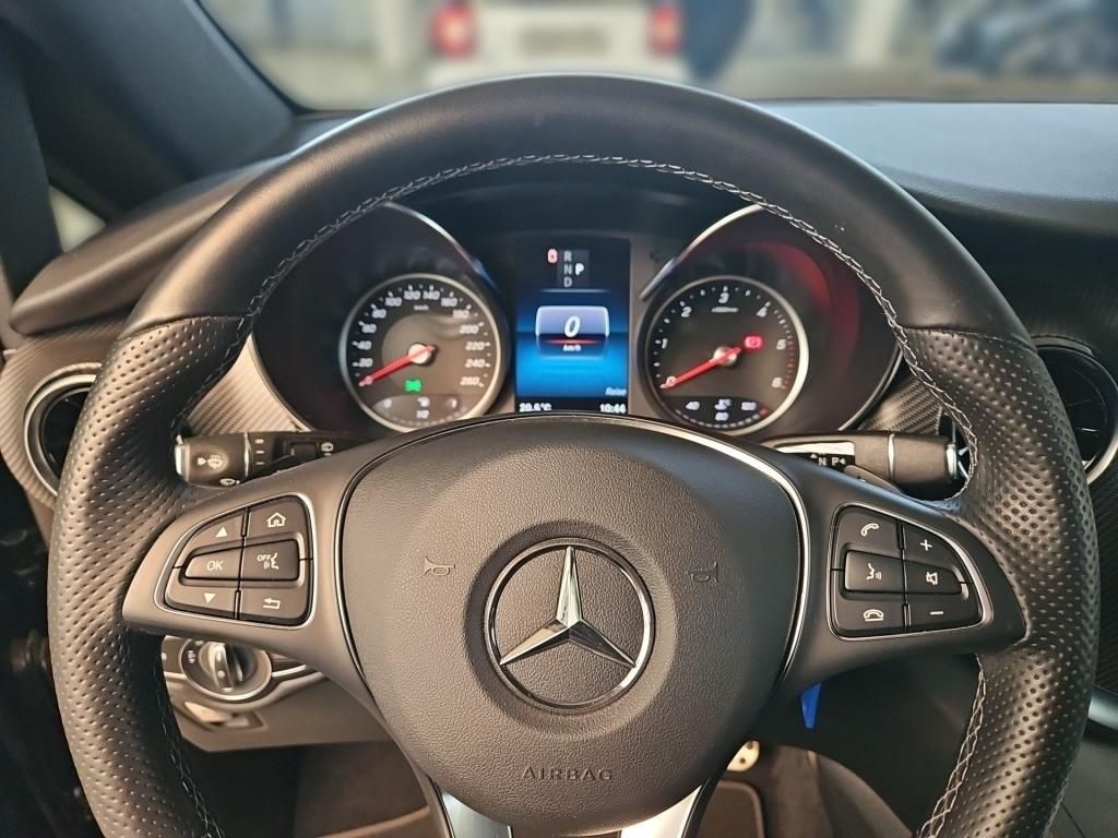 Fahrzeugabbildung Mercedes-Benz V 250 ED kompakt AMG 2,5t AHK 10''MBUX AIRMATIC