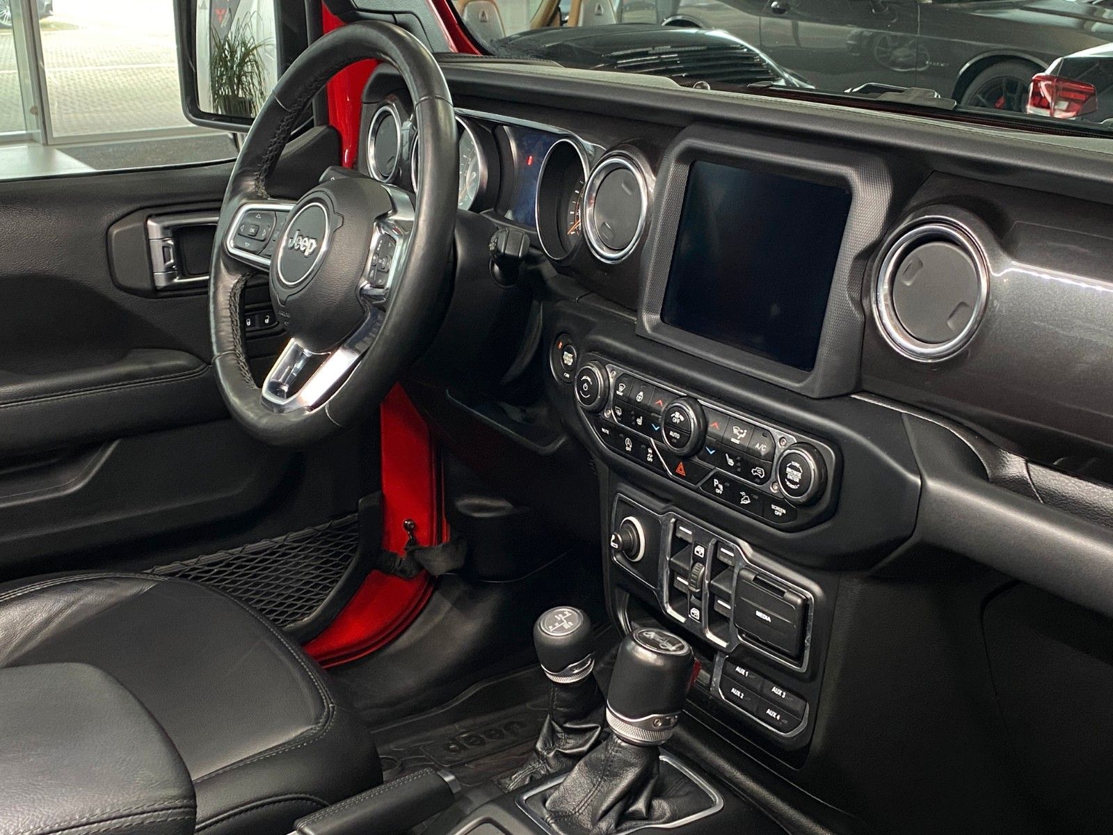 Fahrzeugabbildung Jeep Wrangler 2.2 CRDi Sahara Night Edition +Garantie