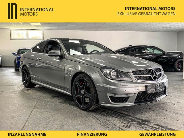 Mercedes-Benz C 63 AMG Performance Alcantara Navi Memory