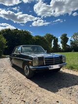 Mercedes-Benz 230 4 W115 Automatik aus 1974 - Mercedes-Benz aus 1974