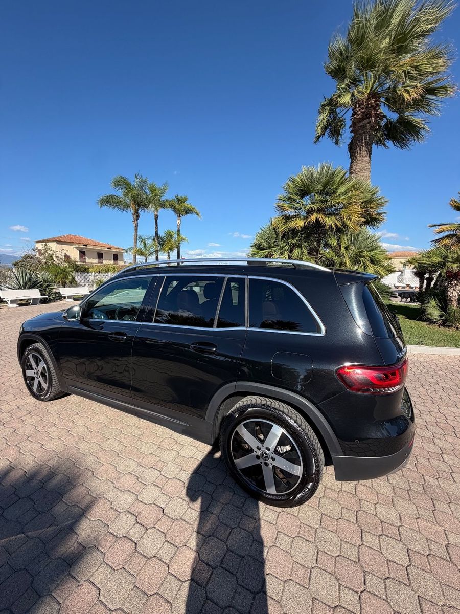 Mercedes-Benz Mercedes-benz GLB 180 d Automatic Sport imagem 3