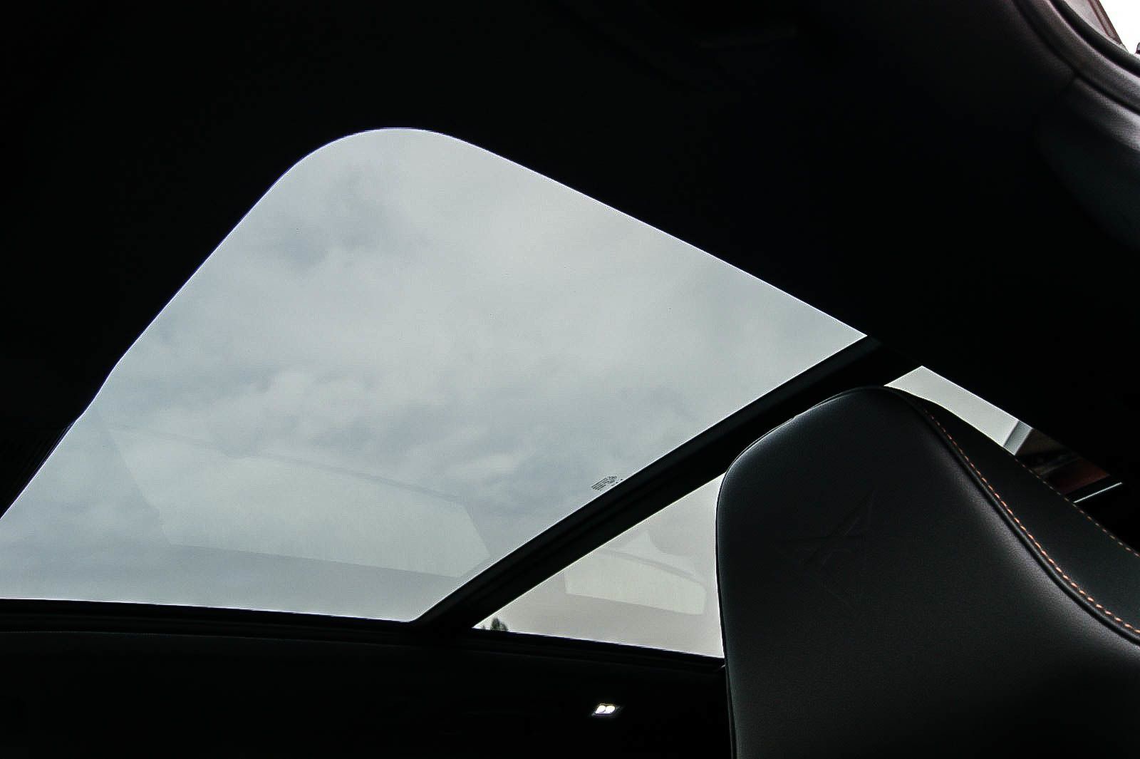 Fahrzeugabbildung CUPRA Leon Sportstourer e-Hybrid PANORAMA CARPLAY ACC