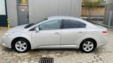 Toyota Avensis 1.6 Valvematic - - Toyota Avensis Gebrauchtwagen in Hamburg