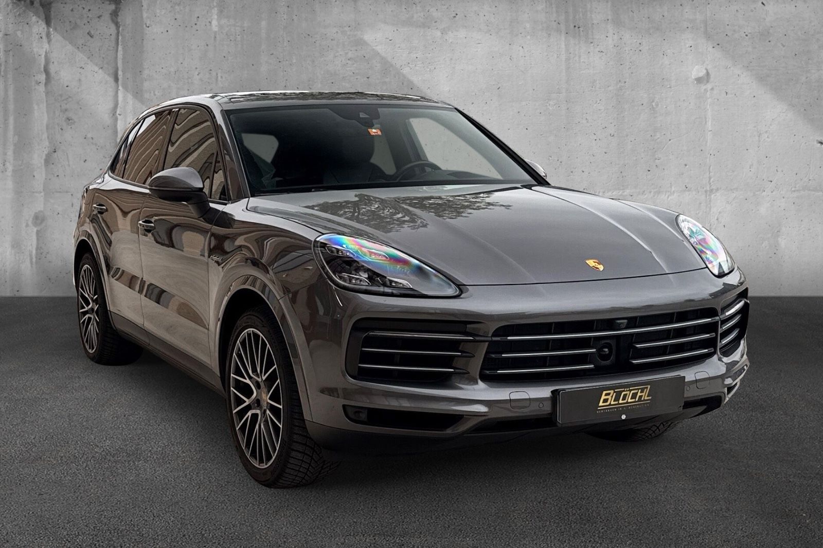 Fahrzeugabbildung Porsche Cayenne E-Hybrid*AHK*Panorama*Surround