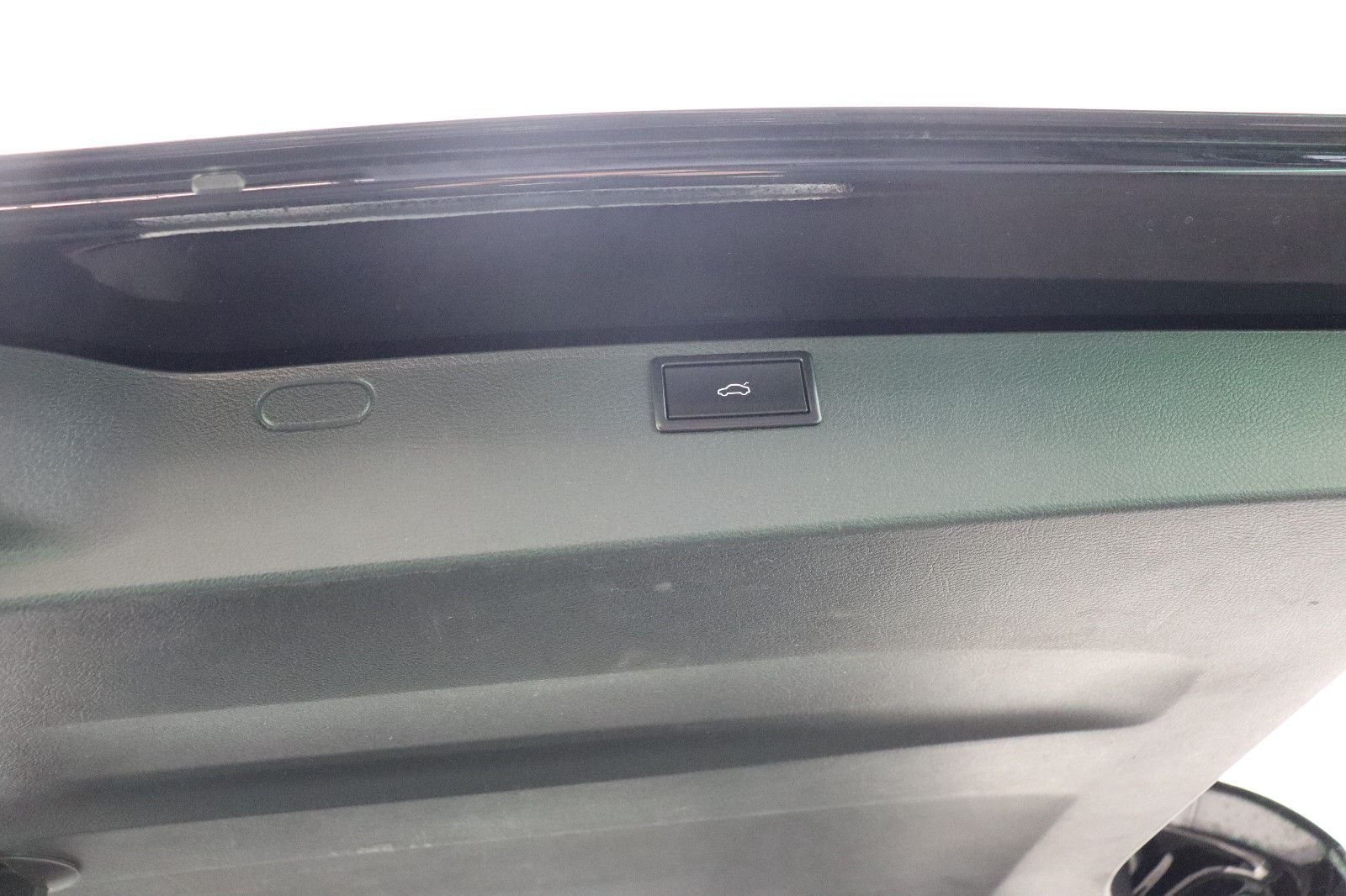 Fahrzeugabbildung Volkswagen T6.1 Multivan Highline 4MOTION Standheizung ACC