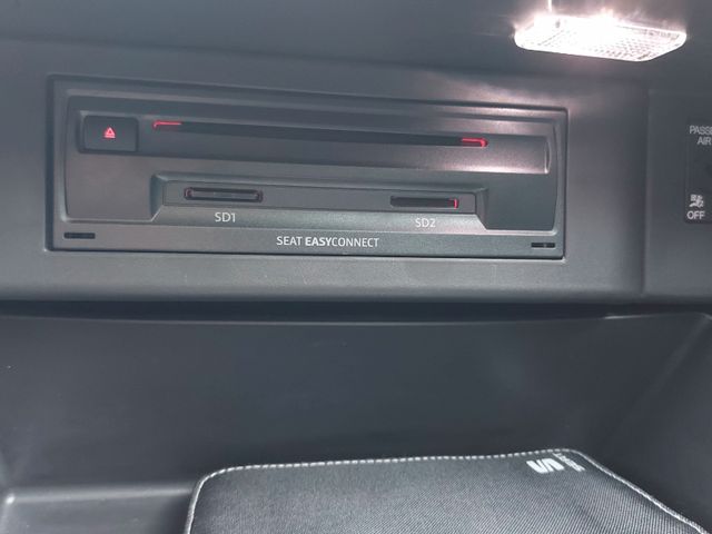 Leon ST FR 1.8l TSI *Leder/Navi/Panodach uvm.