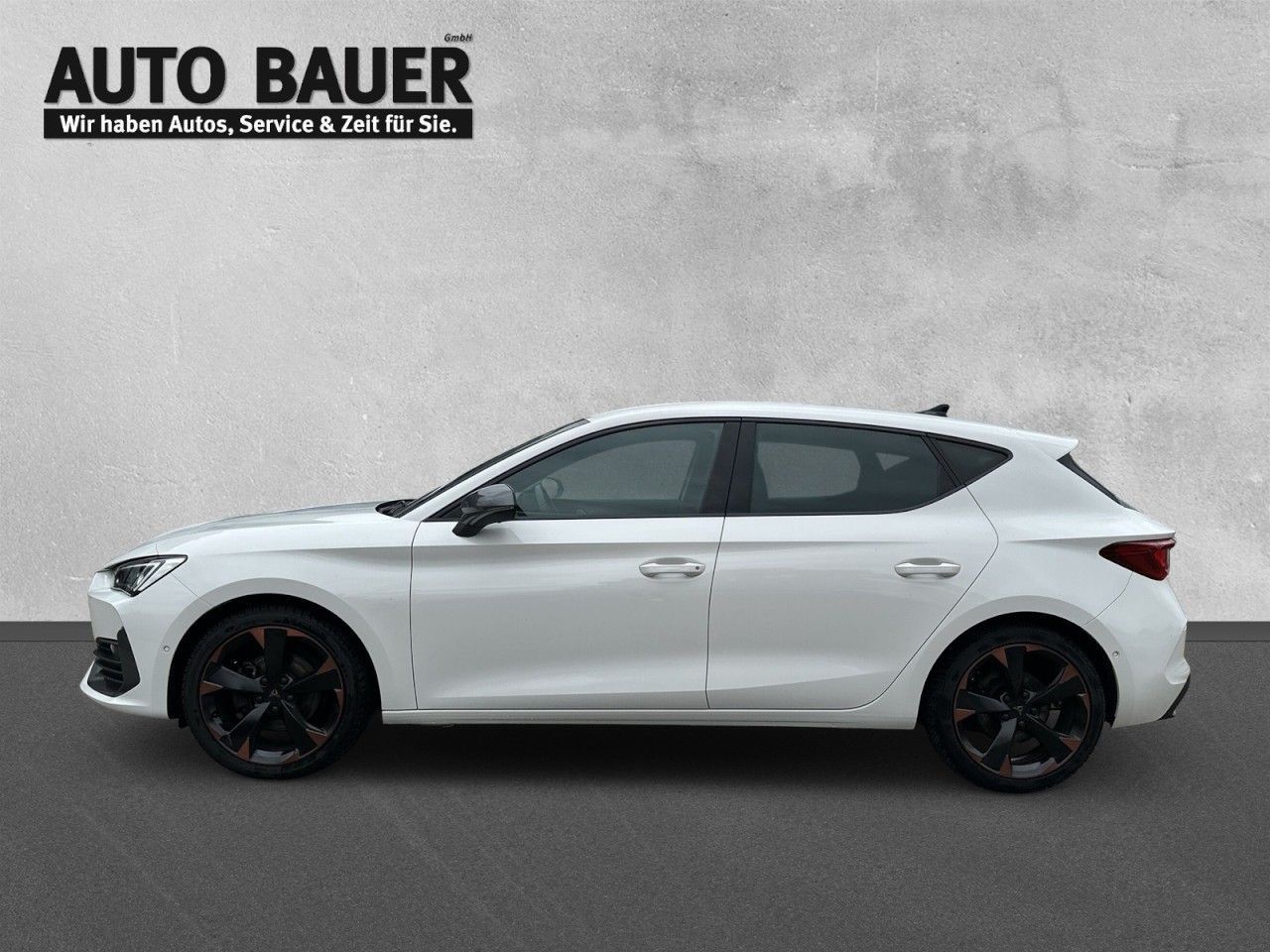 Fahrzeugabbildung CUPRA Leon 1.5 TSI 150 PS 6-Gang - mit KI generiert/bearbeitet