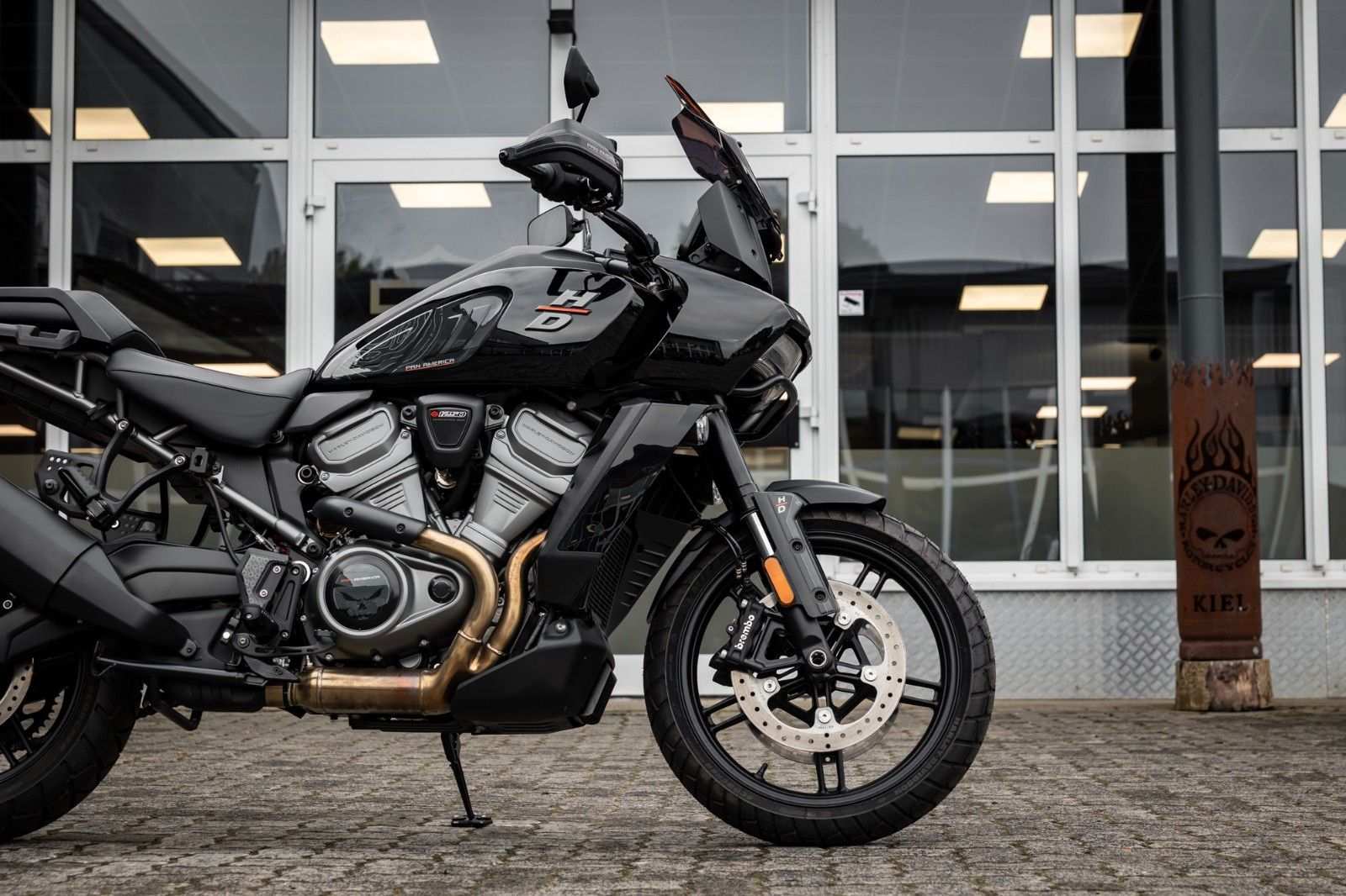 Fahrzeugabbildung Harley-Davidson PAN AMERICA RA1250 - TOURING AUSSTATTUNG