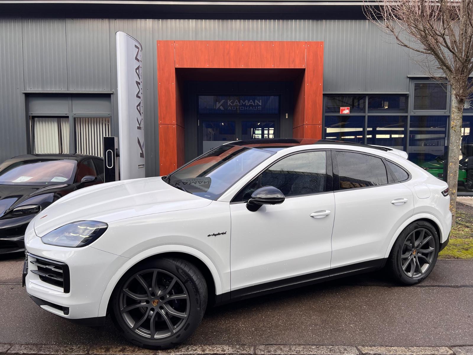 Porsche Cayenne Coupe E-Hyb.Hinterachs · PDCC· ACC · 360