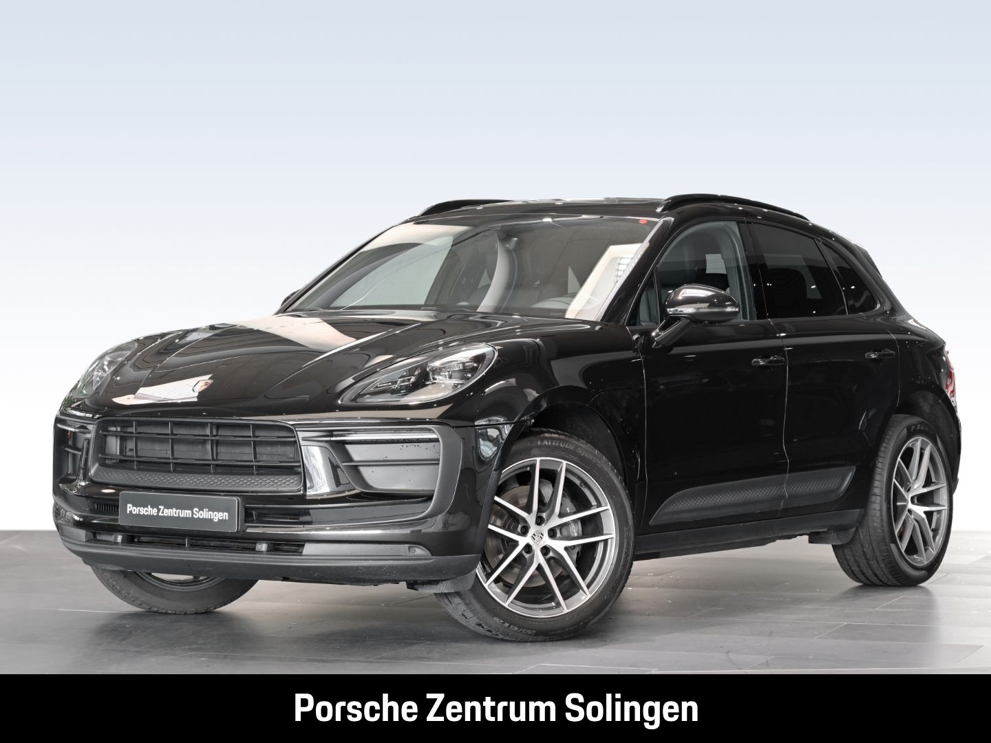 PORSCHE Macan PANO 20'' LED APPLE