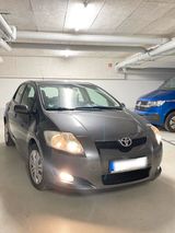 Toyota Auris 1.4 - Toyota Auris in Hannover