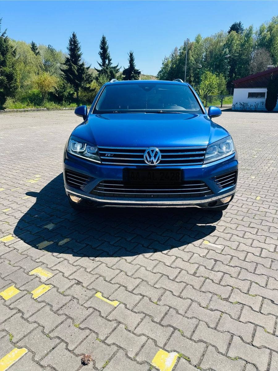 VW Touareg R-Line 3.0 V6 TDI SCR Tiptronic Executiv